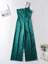 Eleganter grüner One-Shoulder-Overall mit weitem Bein und Kragen, ohne Gürtel